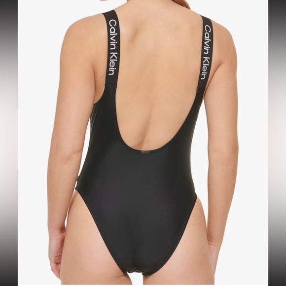 Calvin Klein Women's Classic Over The Shoulder One Piece Swimsuit NWT size M - Picture 4 of 8